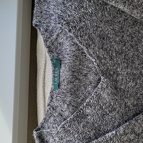Lauren Ralph Lauren Gray Sweater - size S - Picture 7 of 7